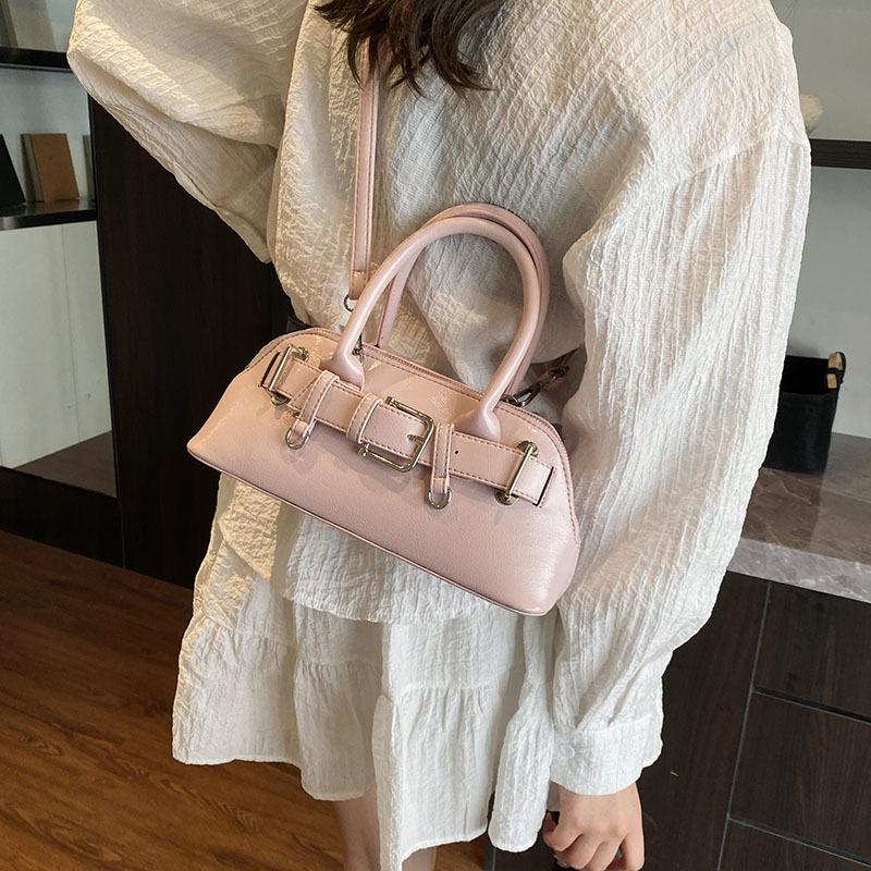 Premium texture portable bowling bag women's 2025 new fashion foreign style underarm bag versatile shoulder shell bag