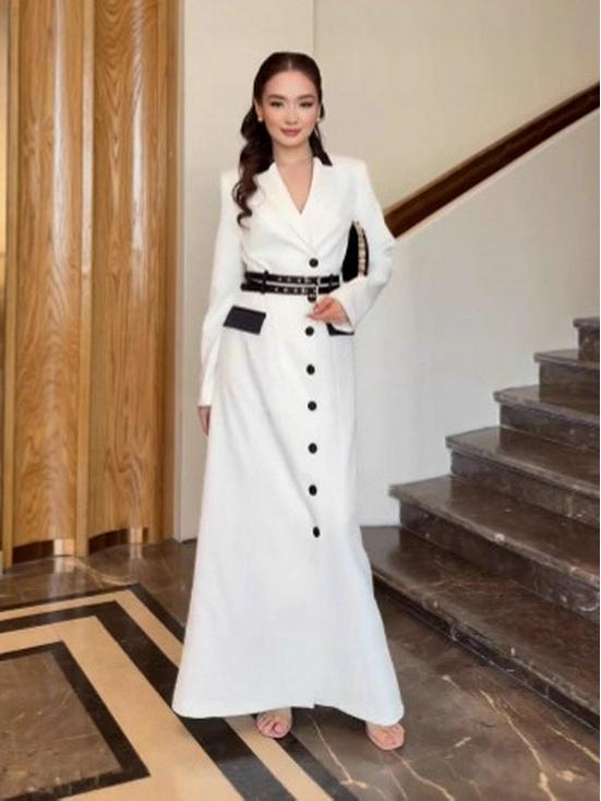 2025 Fall High-End Slimming Long Sleeve Dress with Waist-Gathering and Elegant Style