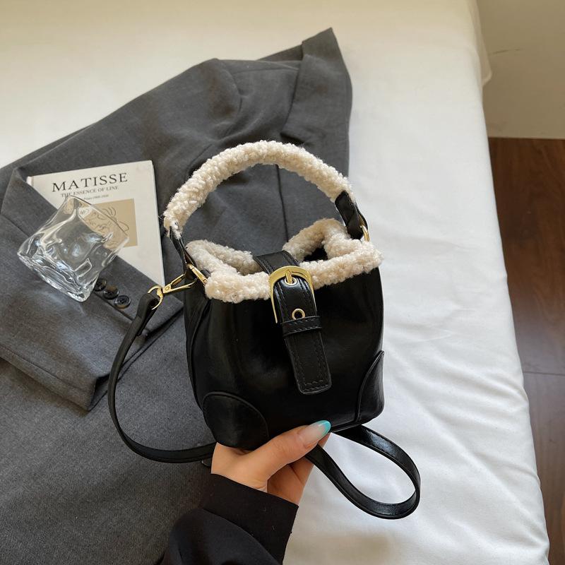 Зимняя новая женская сумка через плечо женская повседневная плюшевая сумка сумка-ведро Мао Мао портативная сумка-мессенджер чёрный