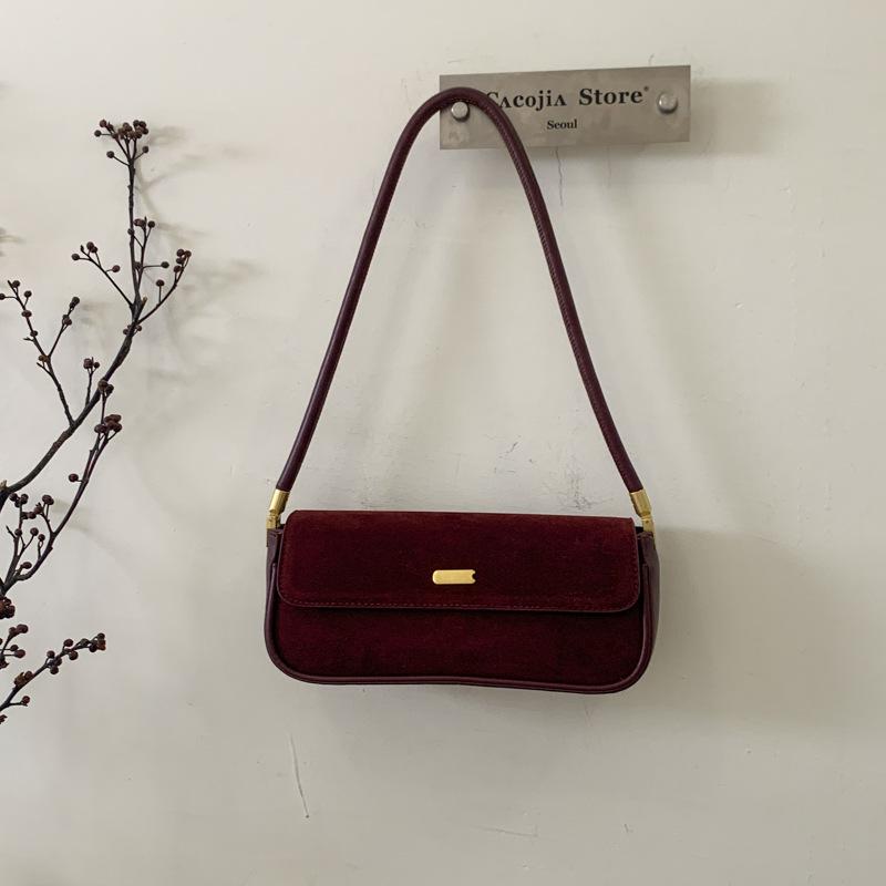 2025 Autumn New Underarm Bag Women's Fashion Texture Popular Foreign Style Niche Bag High Value Casual Handbag