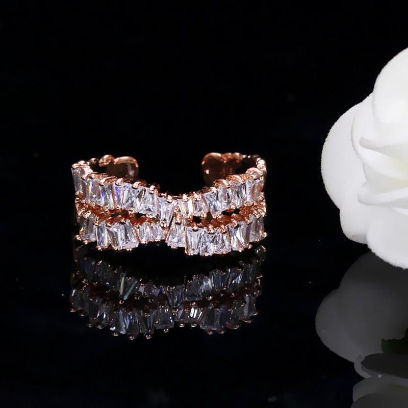 

2018 Sparkling Zircon Rectangle Irregular Gemstone Ring Ring розового золота