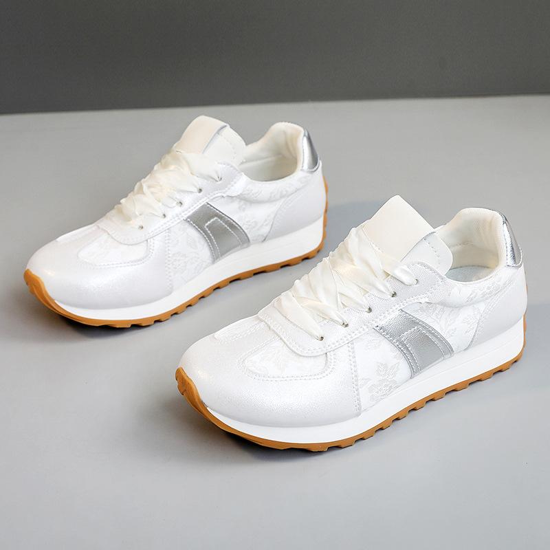 

[Customized] JCF203 new 2025 spring and summer breathable little white shoes women s casual sports shoes women s shoes with thick soles 35