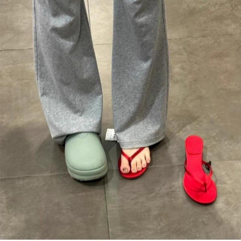 Fashion 2024 High Quality Women's Shoes Flip Flops Women's Slippers Fashion Basic Beach Slippers Women Summer Round Toe Slippers Women