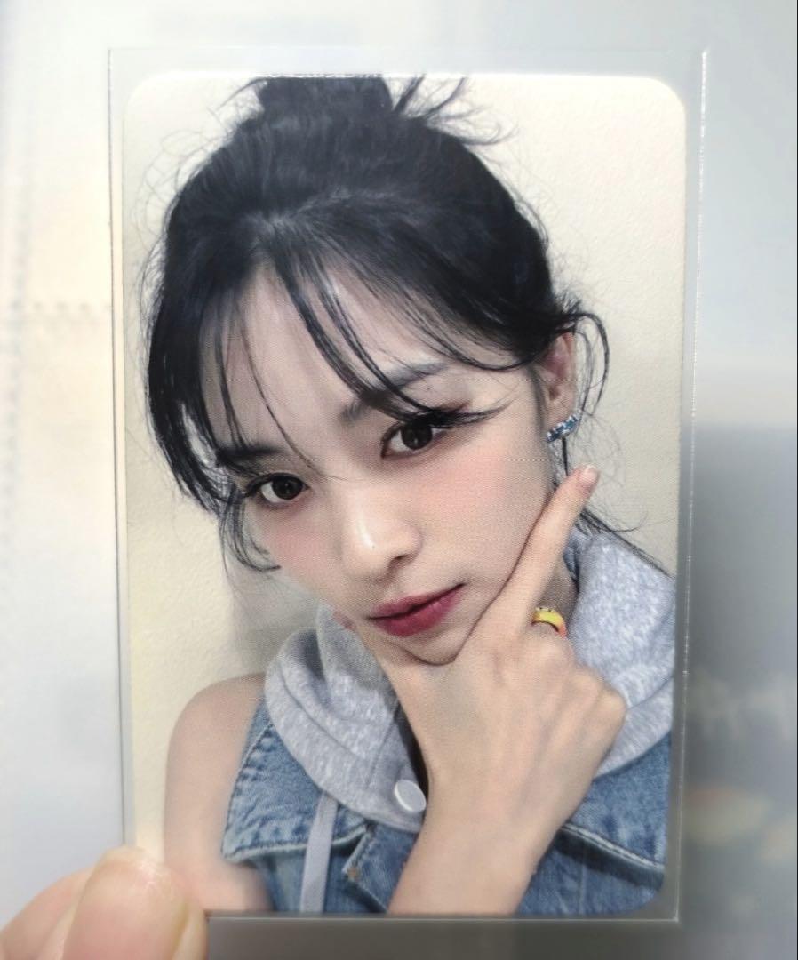 

[USED] itzy Ryujin Cake Soundwave Lakidro Trading Card 16