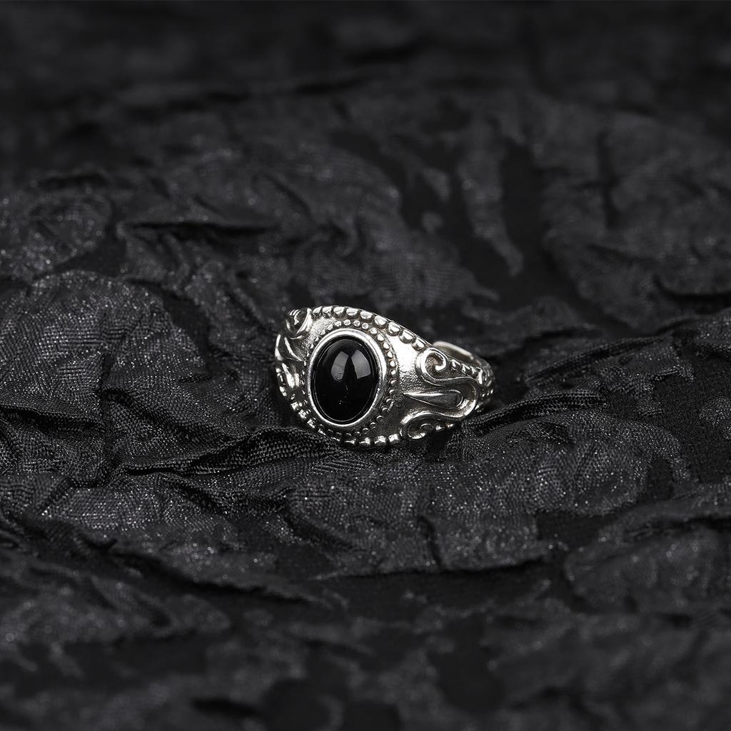 Retro Medieval Pattern Black Onyx Ring For Women Silver-plated Copper Punk Gothic Edgy Pinkie Ring Accessories Cool Gift