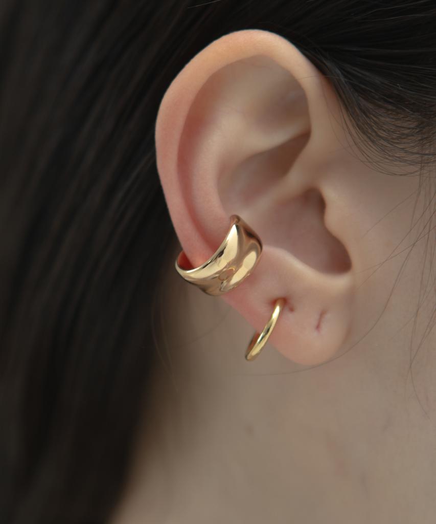 Novice Tokyo Small Bubble Ear Cuff / Gold