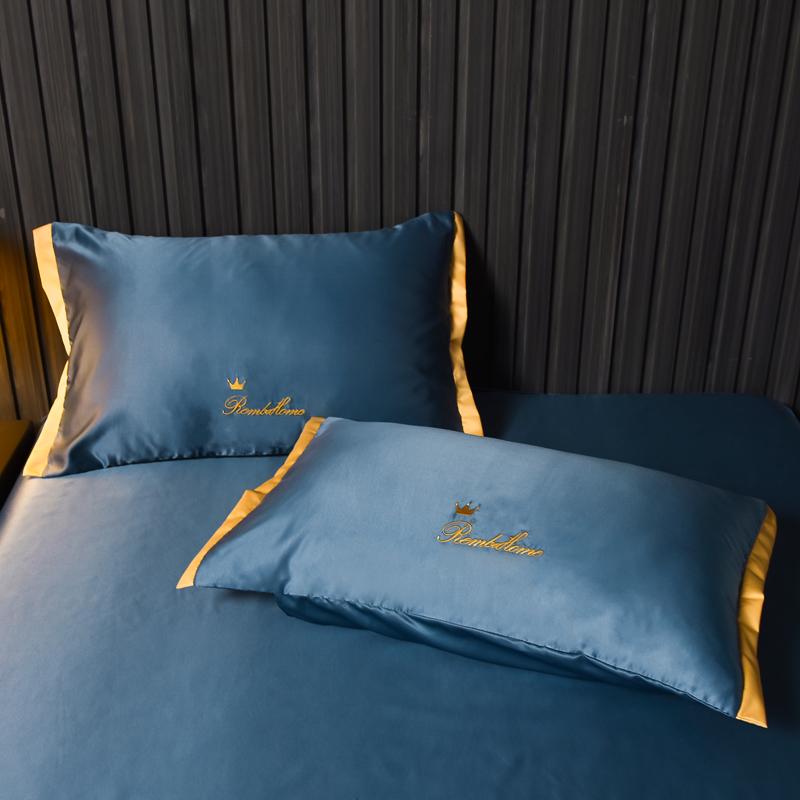 Luxury Embroidery Ice Silk Summer Cool Quilts Bedroom Nap Air Conditioner Quilted Soft Comforter Blanket Set European Style 2024