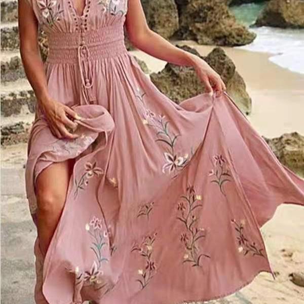 2025 Summer Women's V-neck French Bohemian Beach Dress