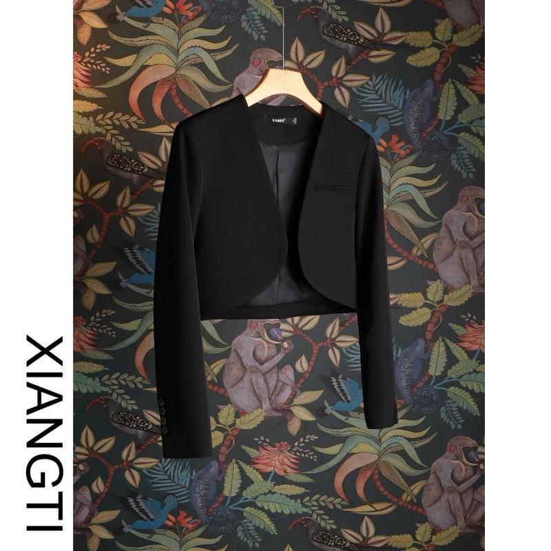 Petite Women's Ultra Short Suit Jacket - Korean Style, Milk White, Sweet & Spicy, Long Sleeve for Spring & Autumn 2025
