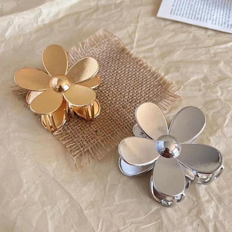 Flower Metal Hair Grab Minimalist Temperament Large Shark Clip Half Zip Hair Clip Gold Clip Alloy Small Hollow Accessories