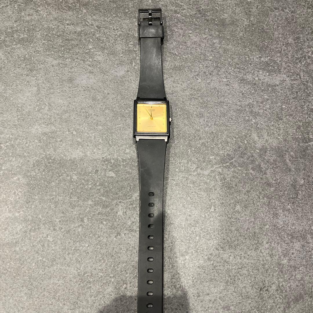 CASIO square quartz watch black/gold