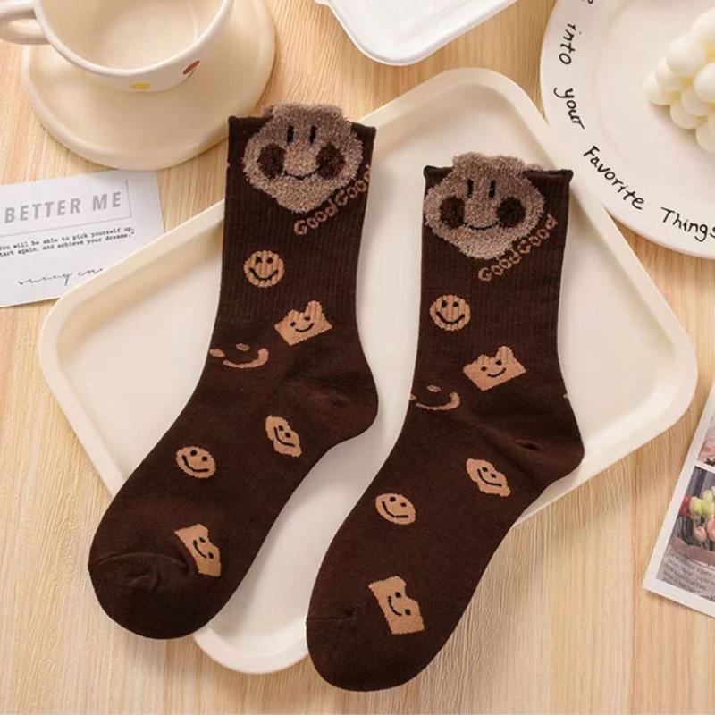 1/5 Paires Chaussettes Mi-Mollet Femme Automne Hiver Article Tendance Célèbre sur Internet Instagram Tendance Nouveau Petit Ours Mignon Tridimensionnel