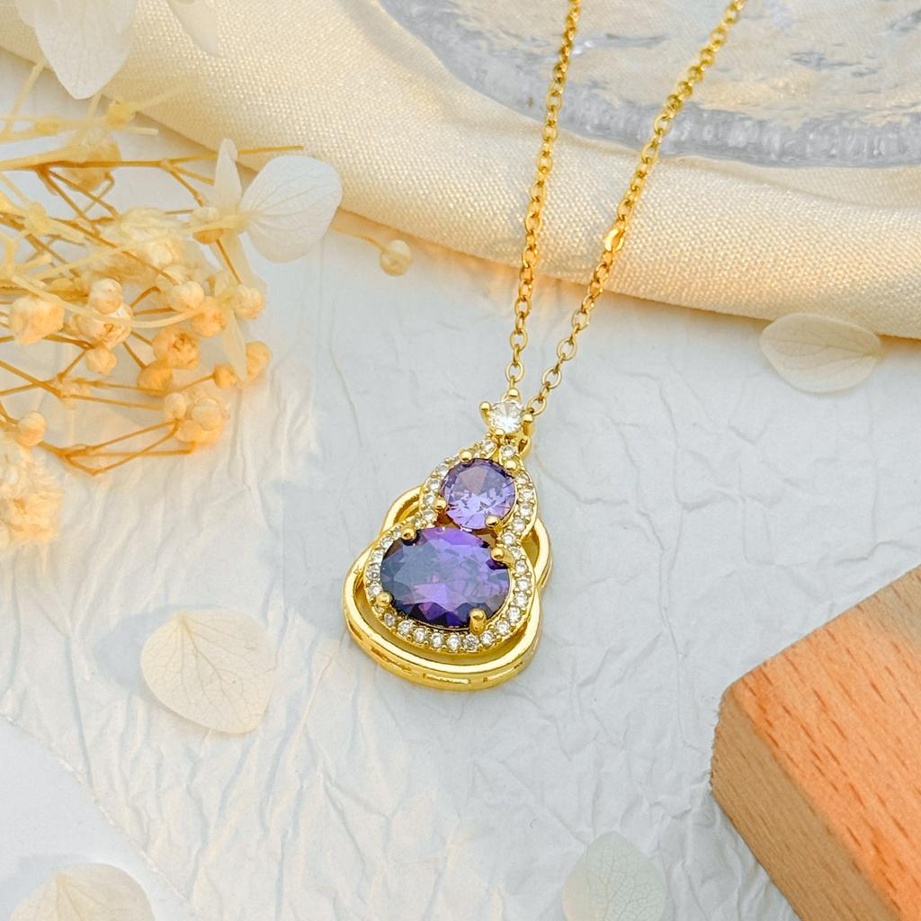 New Color Version of The Lucky Lotus Charm Necklace As A Decorative Accessory for Women in Light Luxury Style, Collar Chain