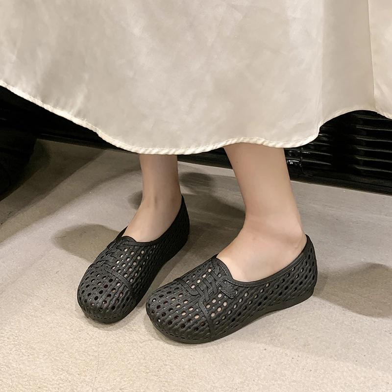 2025 New Summer New Fashion Round Toe Nurse Shoes Soft Sole Non-slip Sandals Flat Shoes Breathable Casual Sports Women's Shoes
