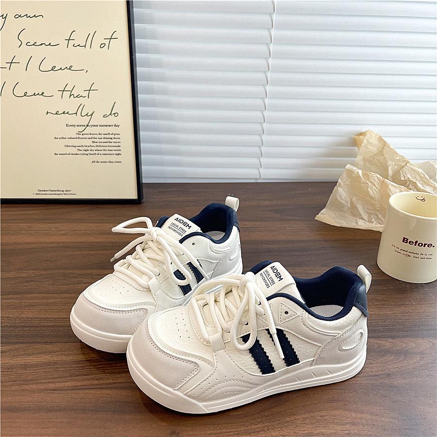 Popular thick-soled German training little white shoes women's 2025 autumn new versatile chic niche design student sports shoes