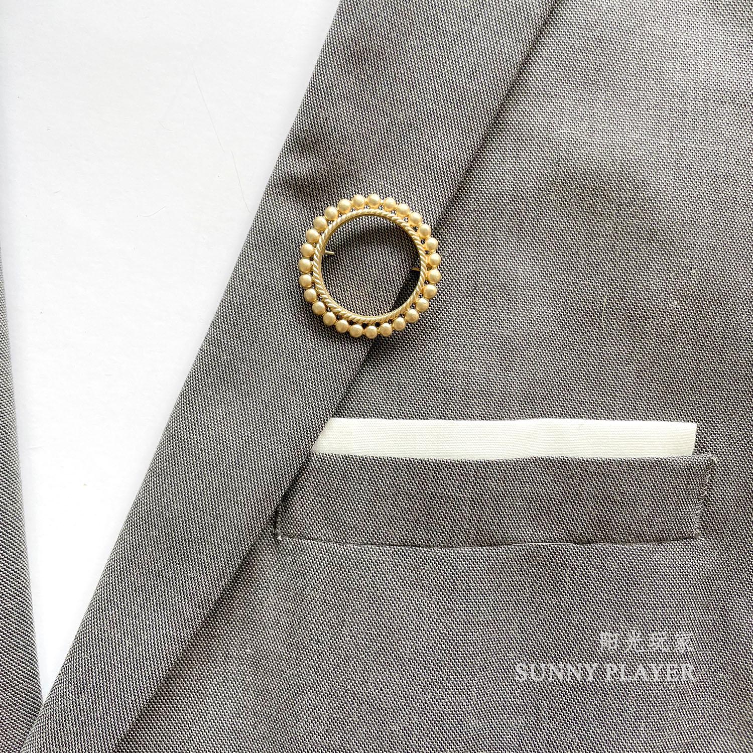 

Набір брошок та корсаж з перлів у стилі Морі для весілля нареченої та нареченого