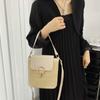 Malá slaměná taška kbelík pro ženy letní crossbody tašky ratanová plážová dámská cestovní kabelka a taška přes rameno