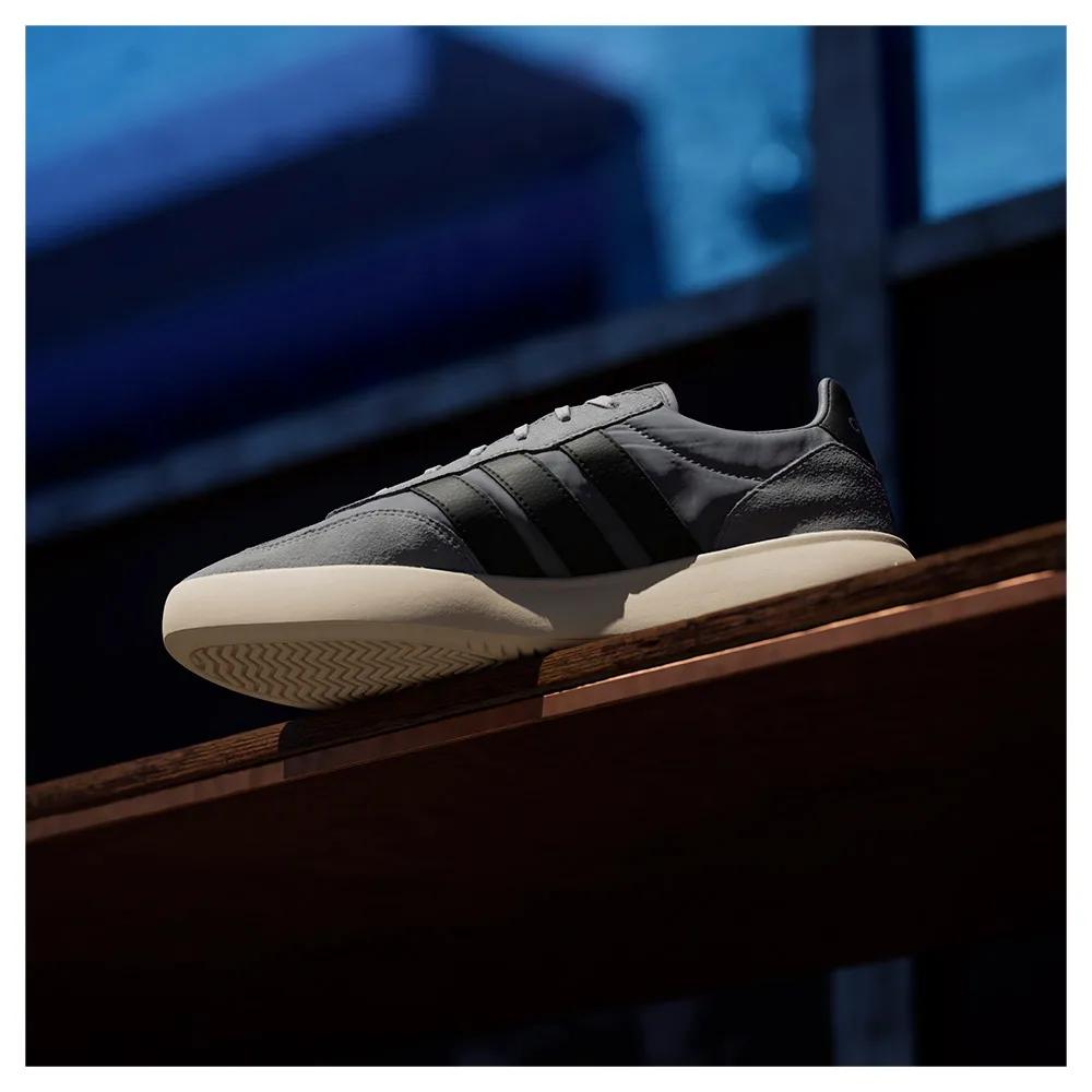 Adidas Sneakers Barreda Decode