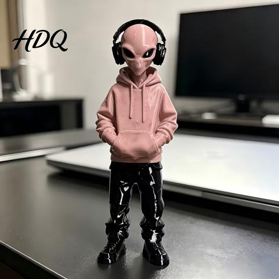 Niche Trendy Desk Toy 3D Printed Alien Figurine with Hoodie And Headphone Desktop Home Office Accent Ornament Cyber Style Statue for Gaming