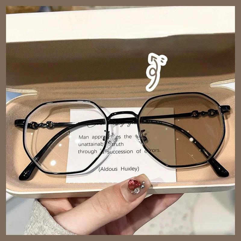 0~-400 Myopia Glasses  Photochromic Blue Light Resistant Glasses Girls' Large Frame Anti Fatigue Myopia Finished Product