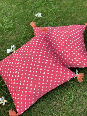 Pfirsichfarbenes Bandhani-Kissenbezug-Set aus Baumwolle mit 2 Kissenbezügen, 40,6 x 40,6 cm