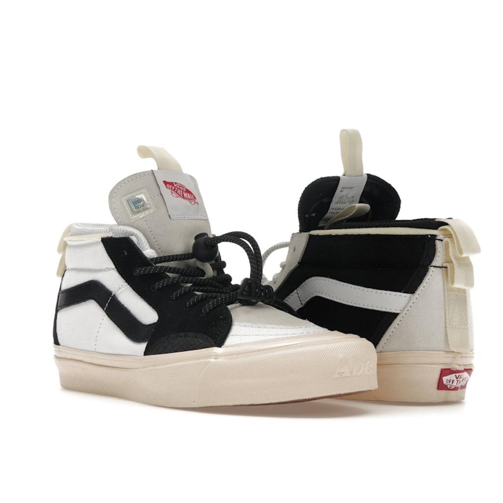 Advisory Board Crystals x Vans Sk8-Hi EXT Black White Unisex Sneakers VN000BW6BZW