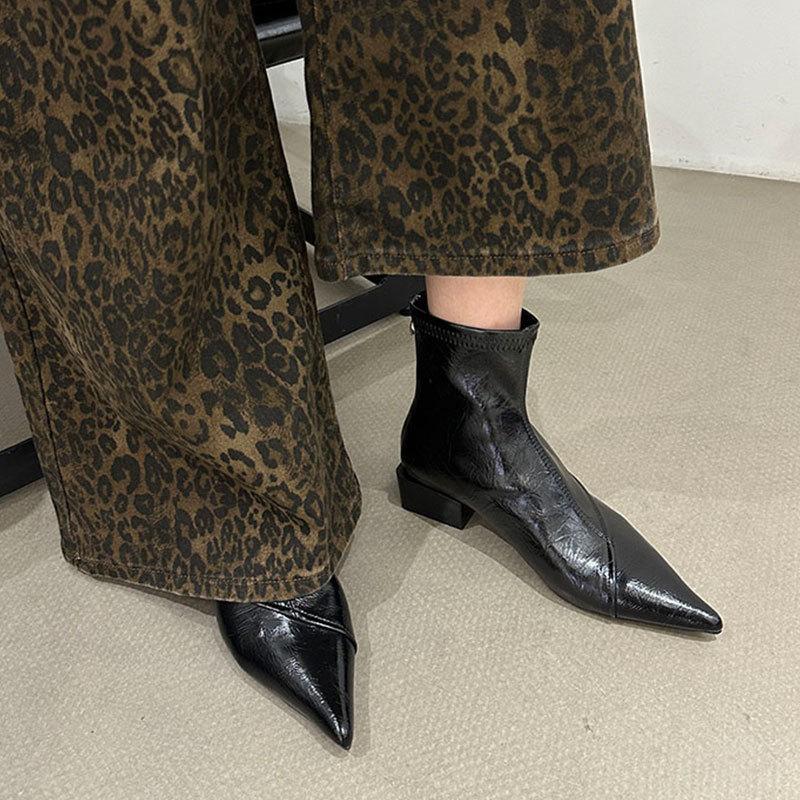 

Pointed short boots women s 2025 autumn and winter new boots thick heel short women s boots niche thin boots high heels Martin boots 41 чёрный