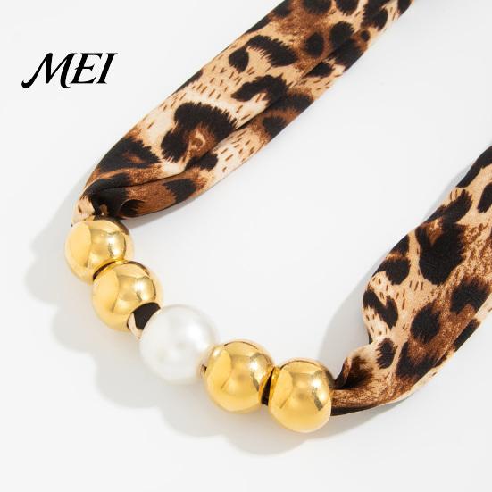 Fashion Scarf Choker Leopard Print Choker, Fabric Necklace with Faux Pearl Metallic Beads, Statement Adjustable Velvet Jewelry for Women Daily