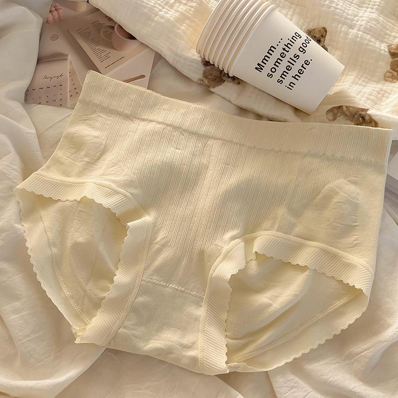 

Ladies Spring and Autumn Simple Sweet Lovely Pure Color No Trace Breathable Antibacterial Cotton Crotch Waist Triangle Briefs One Size тілесний