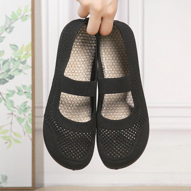 2025 New Style Shoes Casual Men Shoes Soft Sole Breathable Fashionable Light Slipper Women Shoes Single-layer Shoes