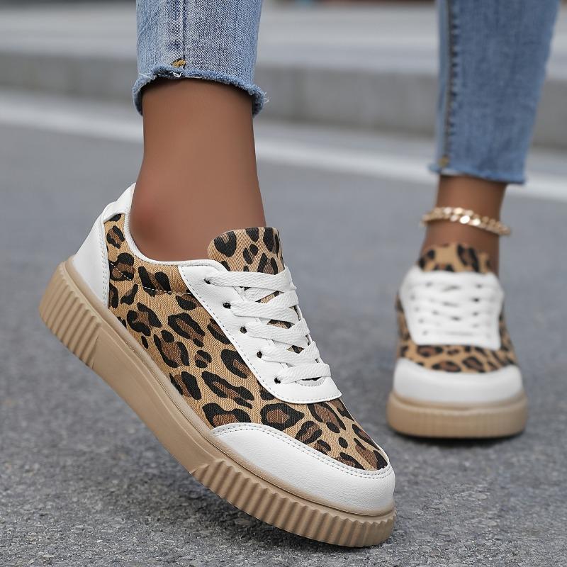 New Women's Fashionable and Comfortable Casual Sports Shoes with Leopard Print Made of Artificial Cover, Suitable for Outdoor Entertainment Activities