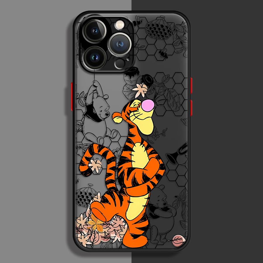 Pooh Bear Piglet Case for iPhone 17 Pro Max 15 11 17e XS XR Air 13 Mini 14 12 7 8 SE 16 Plus Back Phone Cover