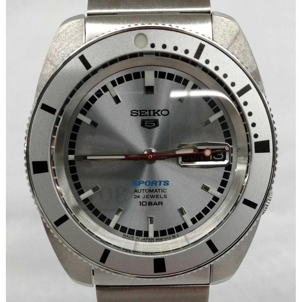 Used SEIKO 4R36-16CO automatic watch