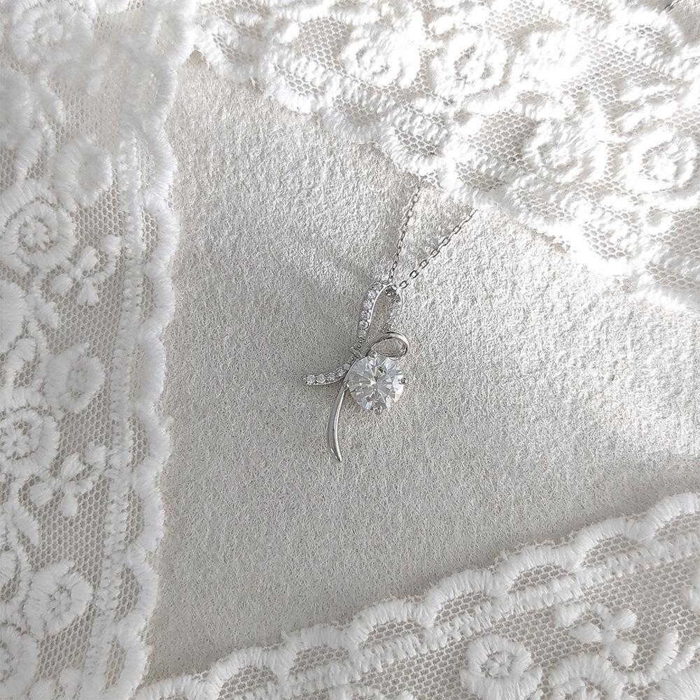 S925 Sterling Silver Bow Pendant with PT950 Plated 1 Carat D Color Moissanite Necklace for Women - Light Luxury.