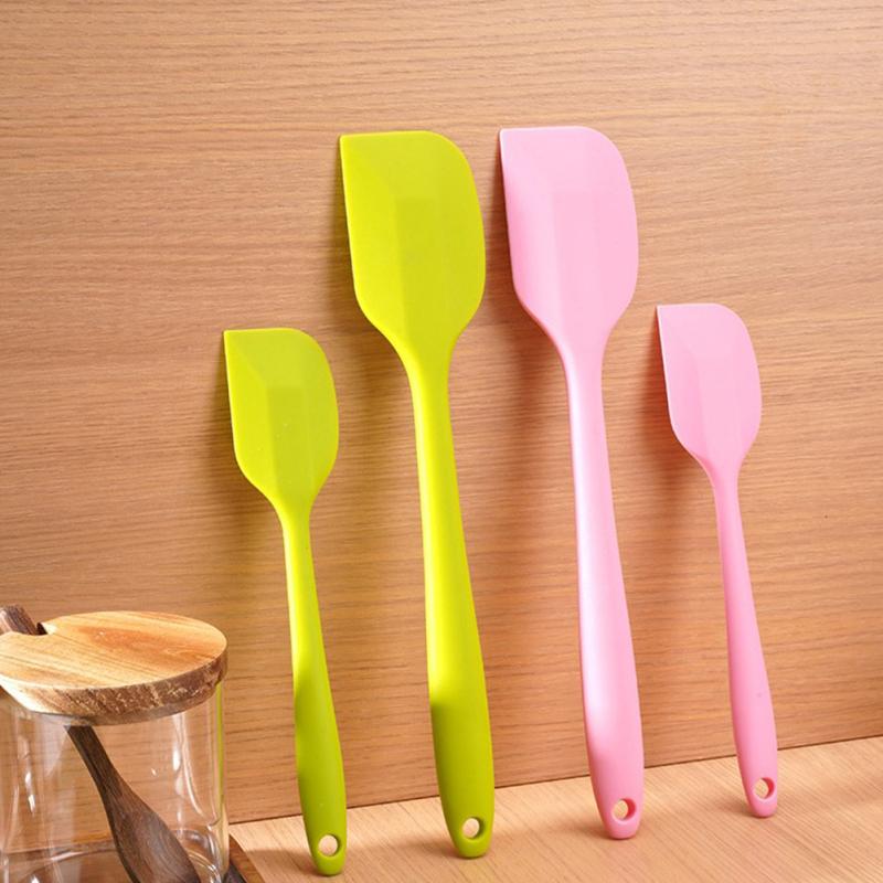 4 Pcs/set Food Grade Silicone Cake Cream  Spatula Set High Heat Resistant Nonstick Kitchen Scraper