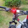 Wodoodporny tylny kask rowerowy LED Latarka rowerowa Lampa ostrzegawcza bezpieczeństwa dla bezpieczeństwa na rowerze
