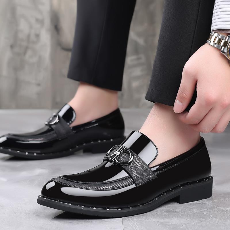 Nuovo Abito Da Uomo Scarpe Ombra Vernice Vernice Lucida Lusso Moda Sposo  Scarpe da Sposa Uomini Lusso Stile Italiano Oxford Scarpe acquista in modo  economico — spedizione gratuita, recensioni reali con foto —