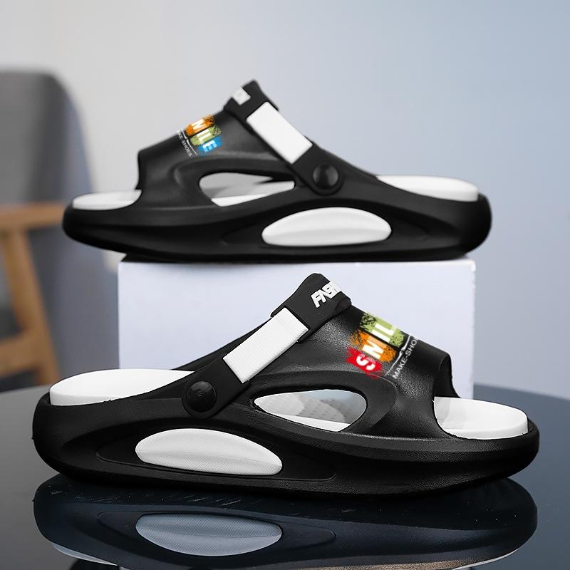 Sandals, light and breathable beach shoes, one-word soft-soled casual driving slippers