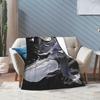 Blaue Anime-Schloss Flanelldecke für Couch Sofa Bett, Heimdekoration, Coole Zeichentrickfigur Leichte Warme Decke für Wohnzimmer