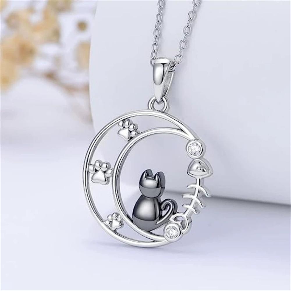 Charm Female Cat Moon Animal Pendant Necklace Vintage Silver Color Wedding  For Women