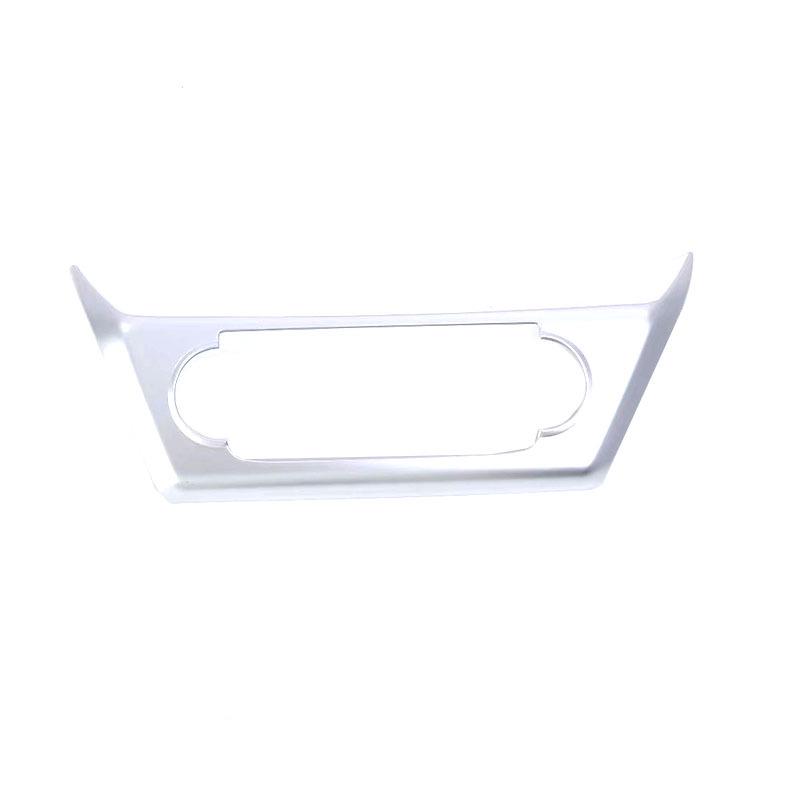 Kompatible Innenausstattung für Mitsubishi Eclipse Cross: Schalthebelrahmen, Schaltknauf, vordere und hintere Luftausströmer, Navigationsrahmen und mehr.