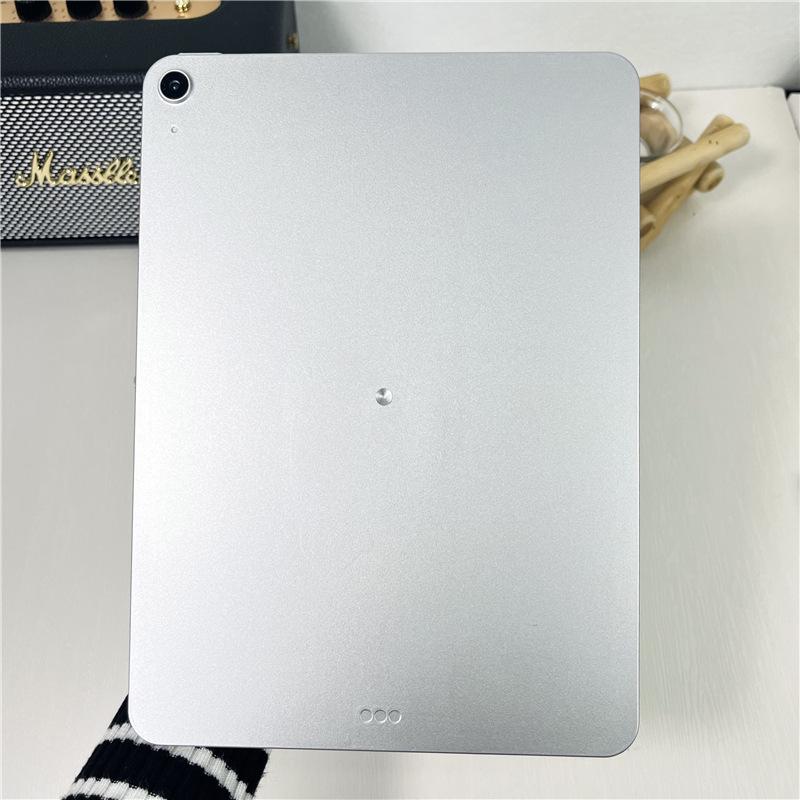 New 2024 iPad Air 5/6 10.9-inch Display Prop (Not a Real Device)