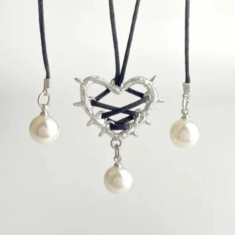 

Преувеличение элегантный розовый черный галстук-бабочка любовь металлическое сердце ожерелье лента имитация жемчуга кулон ожерелье для женщин ювелирные изделия чёрный