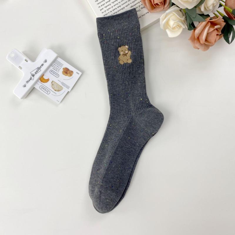 Ankela Red Socks for Women, Cotton Cotton Breathable Mid-calf Socks, Dui Dui Socks, Embroidered Bear Boneless Vertical Long Socks