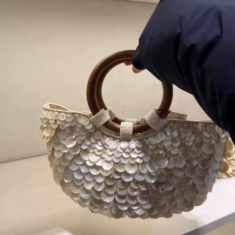 2025 Spring/Summer High-End Handmade Natural Shell Women's Fairy Handbag - Stylish and Unique Trendsetter Bag