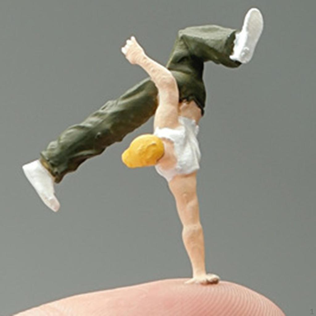 1/64 Figure Resin Doll Street Dancer Tiny People Handpainted for Fairy Garden Sand Table