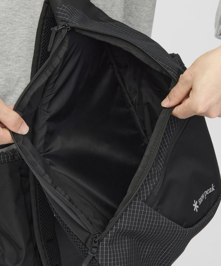Snow Peak Grid Sling Bag (Black)