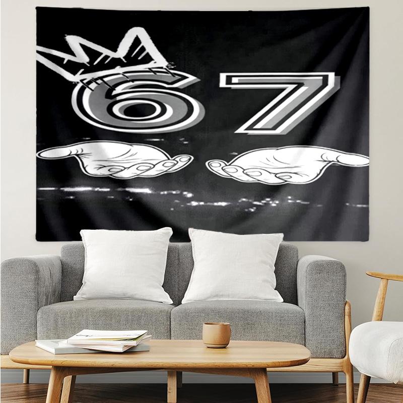 Royal Hands Holding Number 67 Tapestry Hanging for Bedroom,Livingroom, Playroom,Decor Art Room Wall Tapestry Holiday and Birthday Gifts