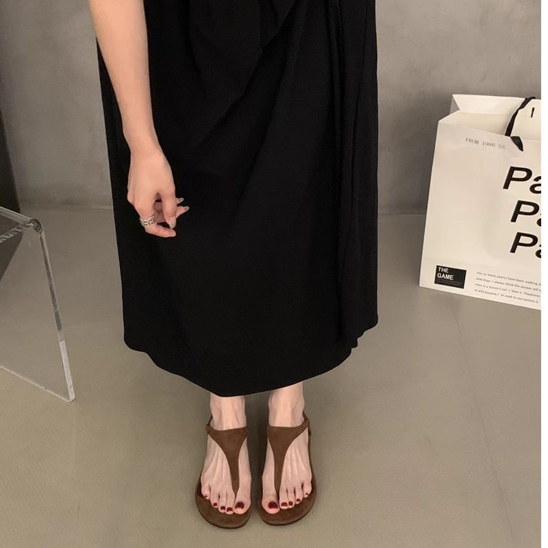 2025 New Summer Wear Casual French Cool Slippers Internet Celebrities with Suede Flat Toe Roman Sandals Women