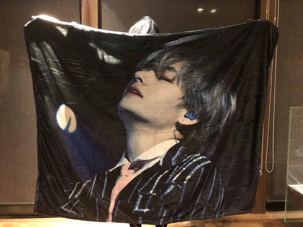 [USED] Taehyung Blanket
